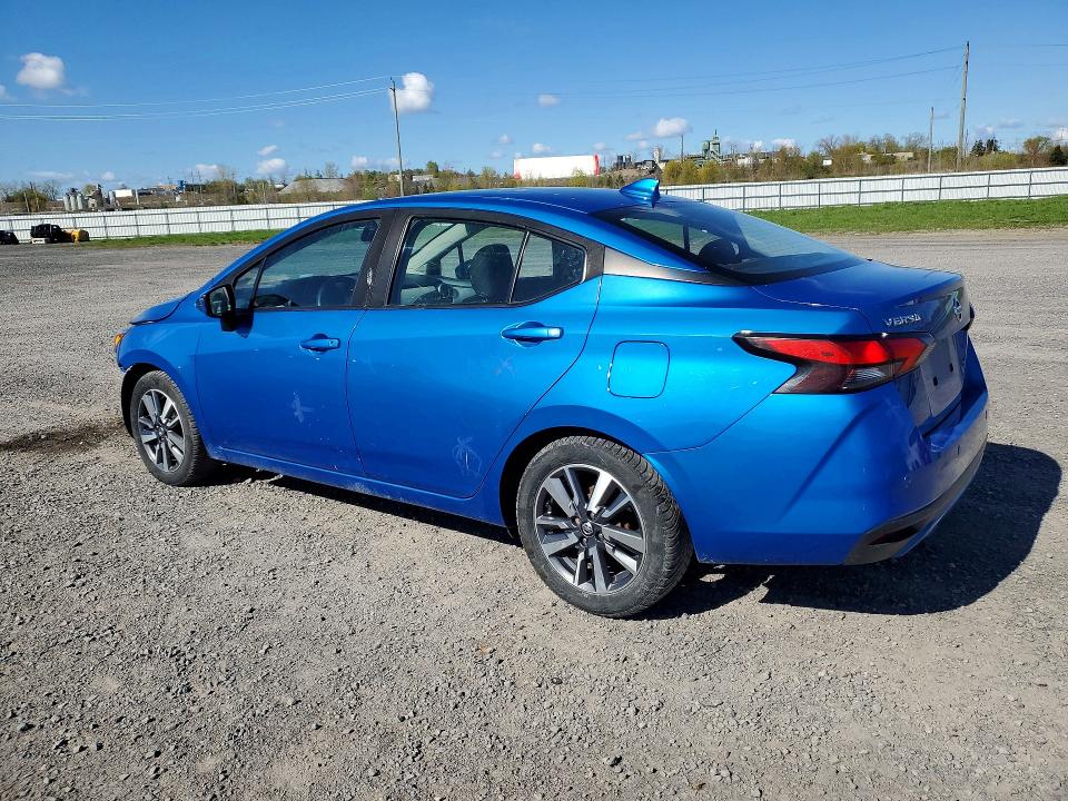53077446 :رقم المزاد ، 3N1CN8EV4ML828226 vin ، 2021 Nissan Versa مزاد بيع