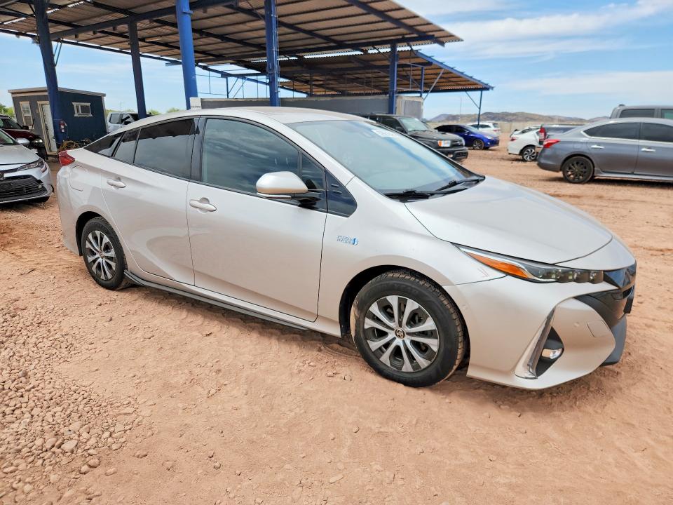 Продаж на аукціоні авто 2020 Toyota Prius Prime, vin: JTDKARFP6L3136926, номер лоту: 52961646