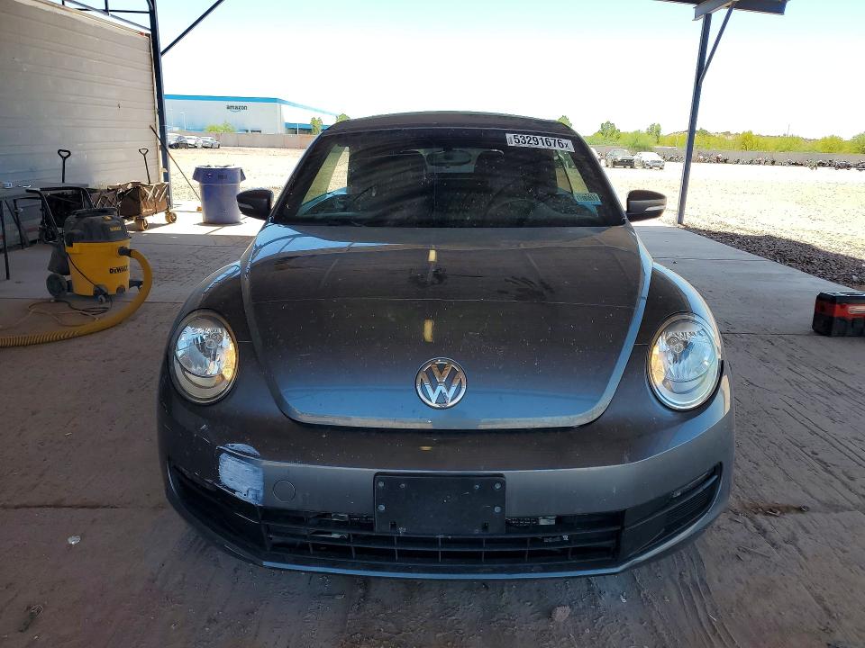 2015 Volkswagen Beetle მანქანა იყიდება აუქციონზე, vin: 3VW517AT3FM811346, აუქციონის ნომერი: 53291676