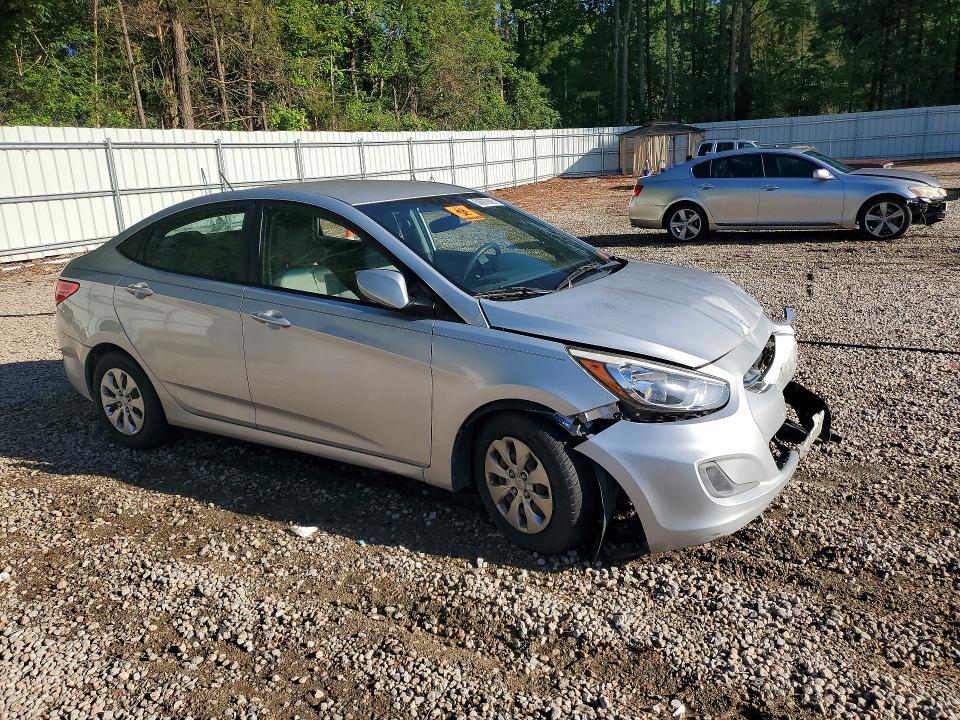 2017 Hyundai Accent მანქანა იყიდება აუქციონზე, vin: KMHCT4AE8HU215499, აუქციონის ნომერი: 52877856