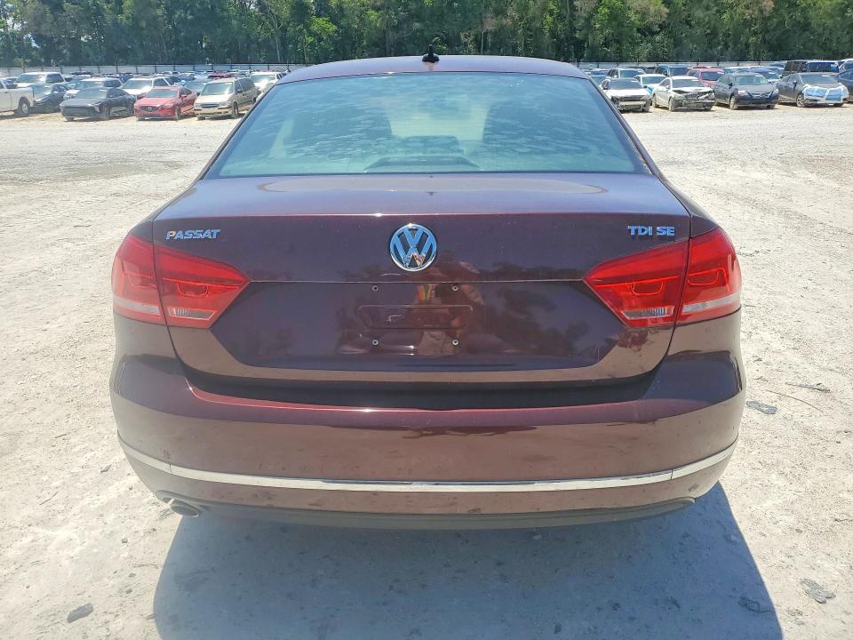 52449016 :رقم المزاد ، 1VWBN7A38DC052716 vin ، 2013 Volkswagen Passat مزاد بيع