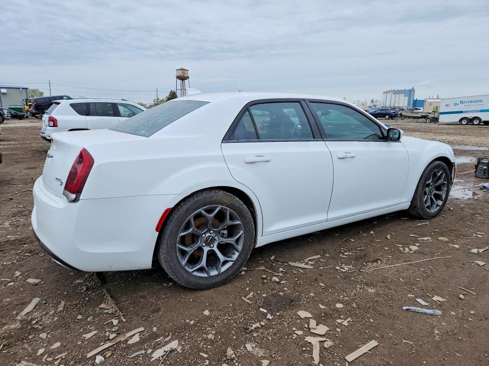 Aukcja sprzedaży 2015 Chrysler 300, vin: 2C3CCABG9FH932095, numer aukcji: 52615826