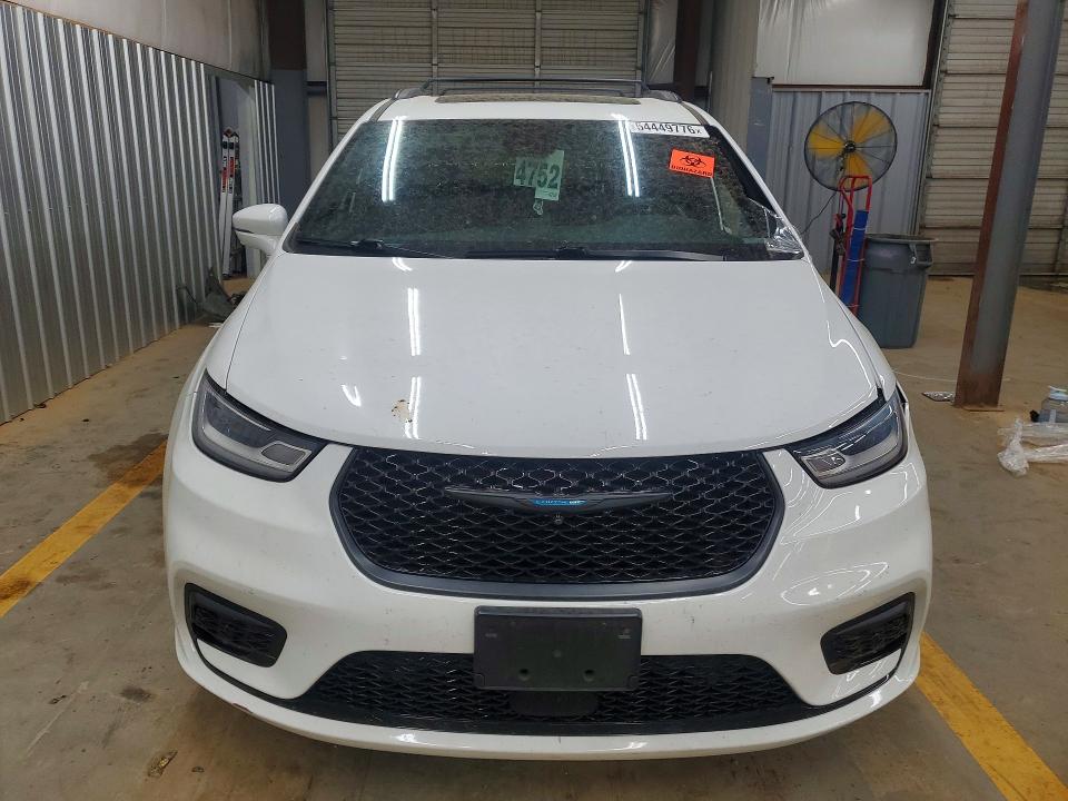 54449776 :رقم المزاد ، 2C4RC1S75MR526828 vin ، 2021 Chrysler Pacifica مزاد بيع