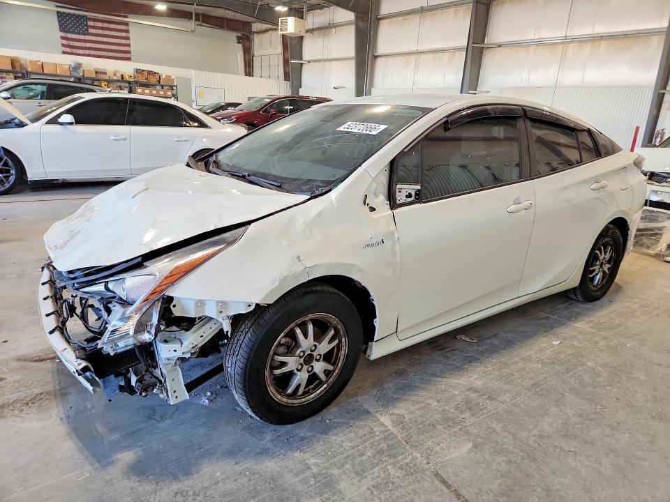 52372866 :رقم المزاد ، JTDKBRFU8J3081007 vin ، 2018 Toyota Prius مزاد بيع