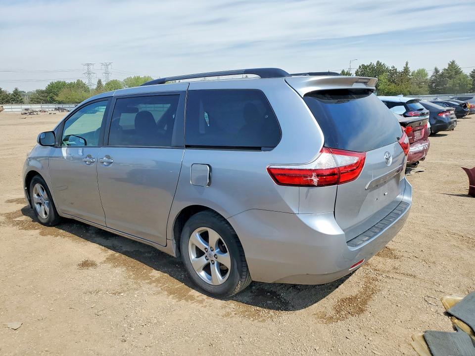 52770686 :رقم المزاد ، 5TDKK3DC6FS590901 vin ، 2015 Toyota Sienna مزاد بيع