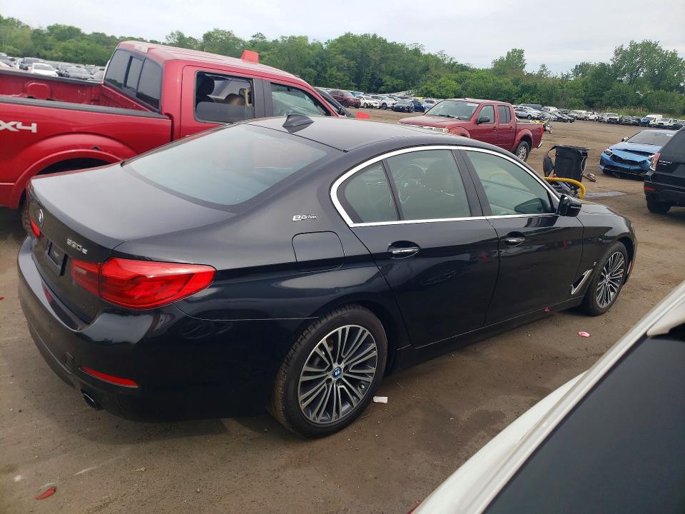 Продажа на аукционе авто 2018 Bmw 530xe, vin: WBAJB1C54JB083933, номер лота: 54750106