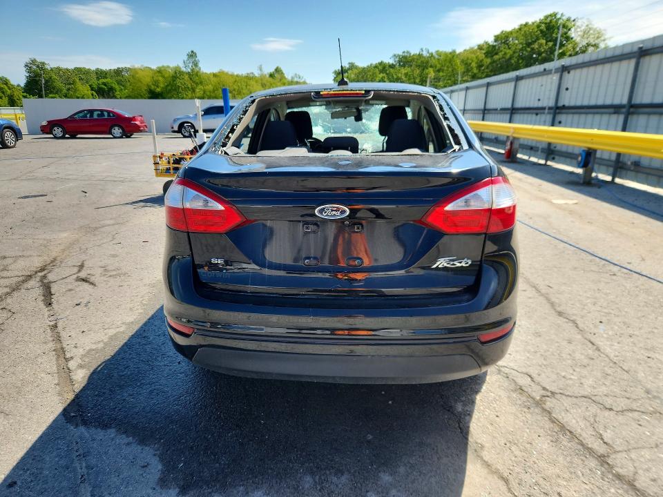 52869136 :رقم المزاد ، 3FADP4BJ1JM130335 vin ، 2018 Ford Fiesta مزاد بيع