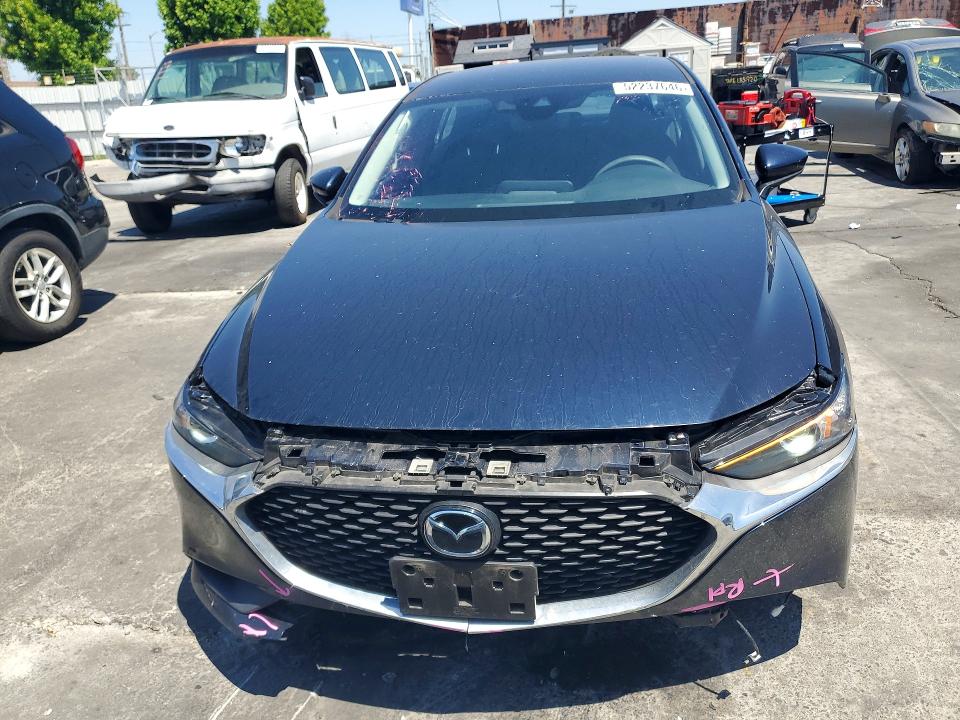 52237646 :رقم المزاد ، JM1BPAAL5M1345141 vin ، 2021 Mazda 3 مزاد بيع