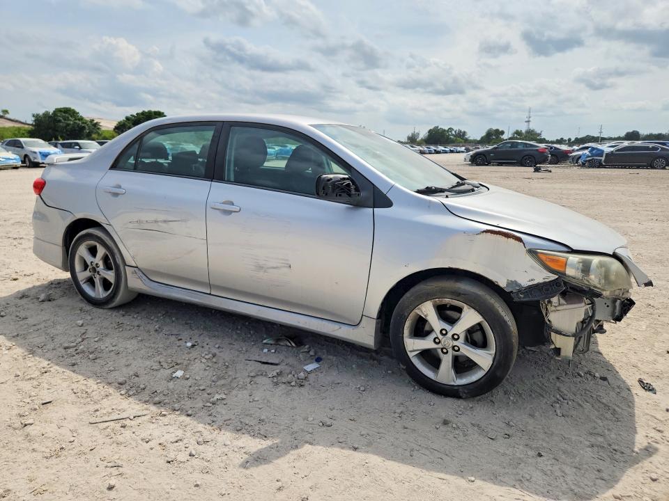 53418816 :رقم المزاد ، 2T1BU4EE9DC970028 vin ، 2013 Toyota Corolla مزاد بيع