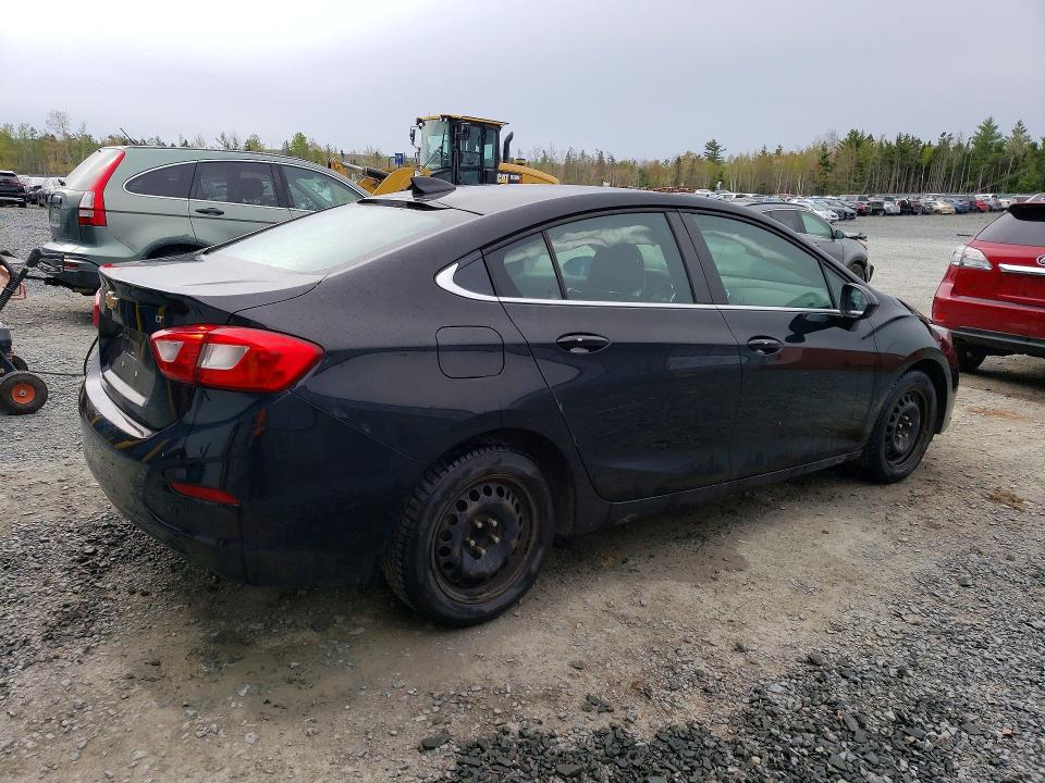 Продаж на аукціоні авто 2018 Chevrolet Cruze, vin: 1G1BE5SM7J7122556, номер лоту: 52990646