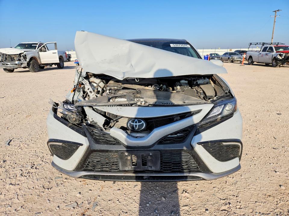 53972626 :رقم المزاد ، 4T1K61AK7RU208360 vin ، 2024 Toyota Camry مزاد بيع