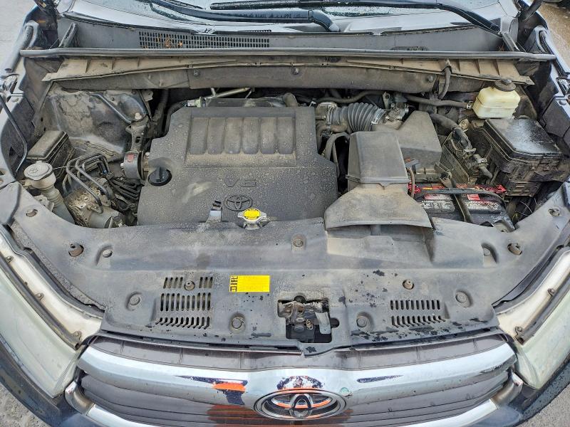 Auction sale of the 2015 Toyota Highlander, vin: 5TDDKRFH6FS075353, lot number: 52851016