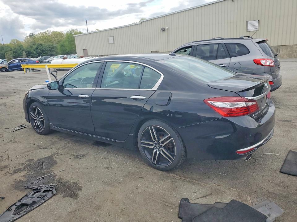 53691276 :رقم المزاد ، 1HGCR3F9XHA010214 vin ، 2017 Honda Accord مزاد بيع