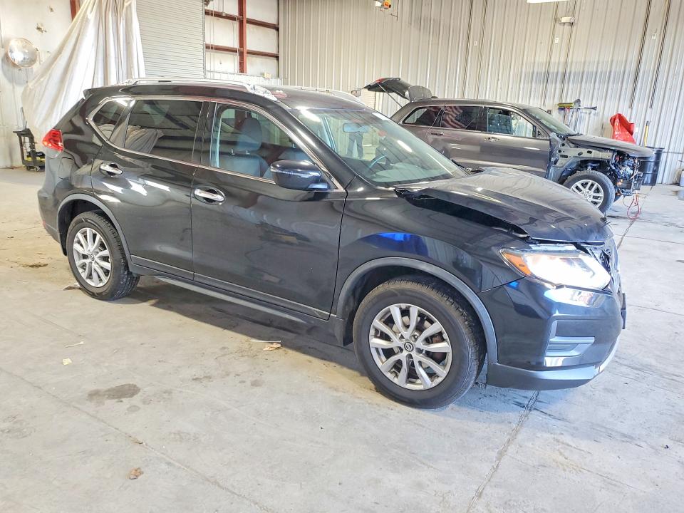 Продажа на аукционе авто 2017 Nissan Rogue, vin: KNMAT2MV1HP572095, номер лота: 53352706