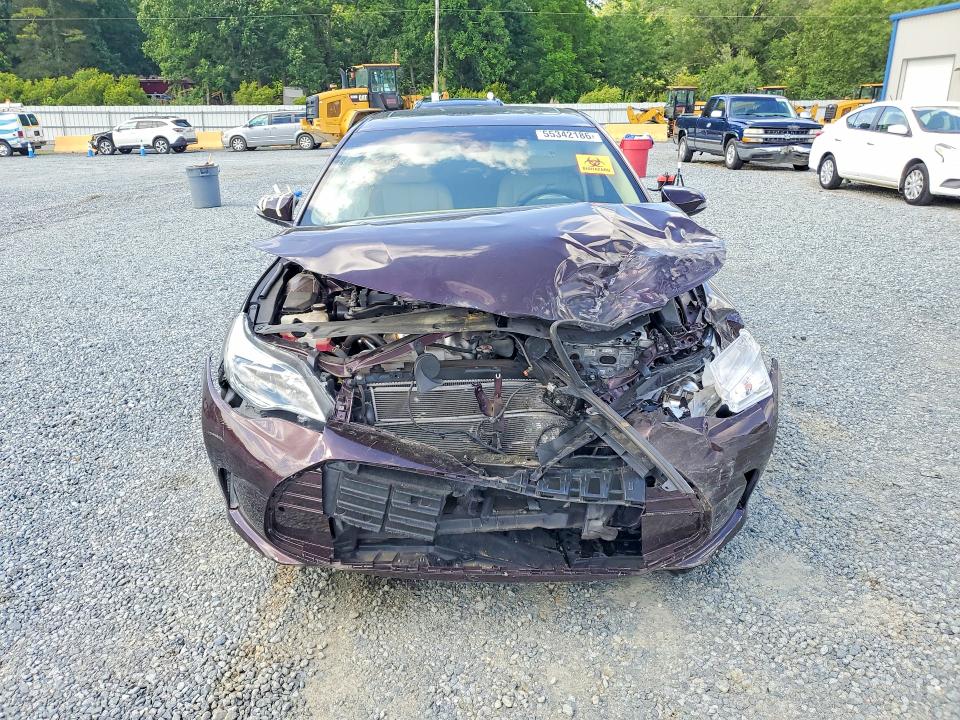 55342186 :رقم المزاد ، 4T1BD1EB4JU063251 vin ، 2018 Toyota Avalon Hybrid مزاد بيع