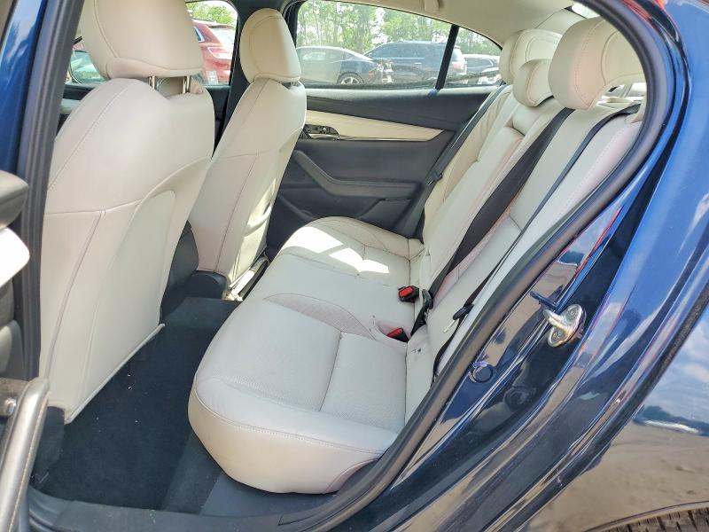 54109536 :رقم المزاد ، 3MZBPBDL3NM308687 vin ، 2022 Mazda 3 مزاد بيع