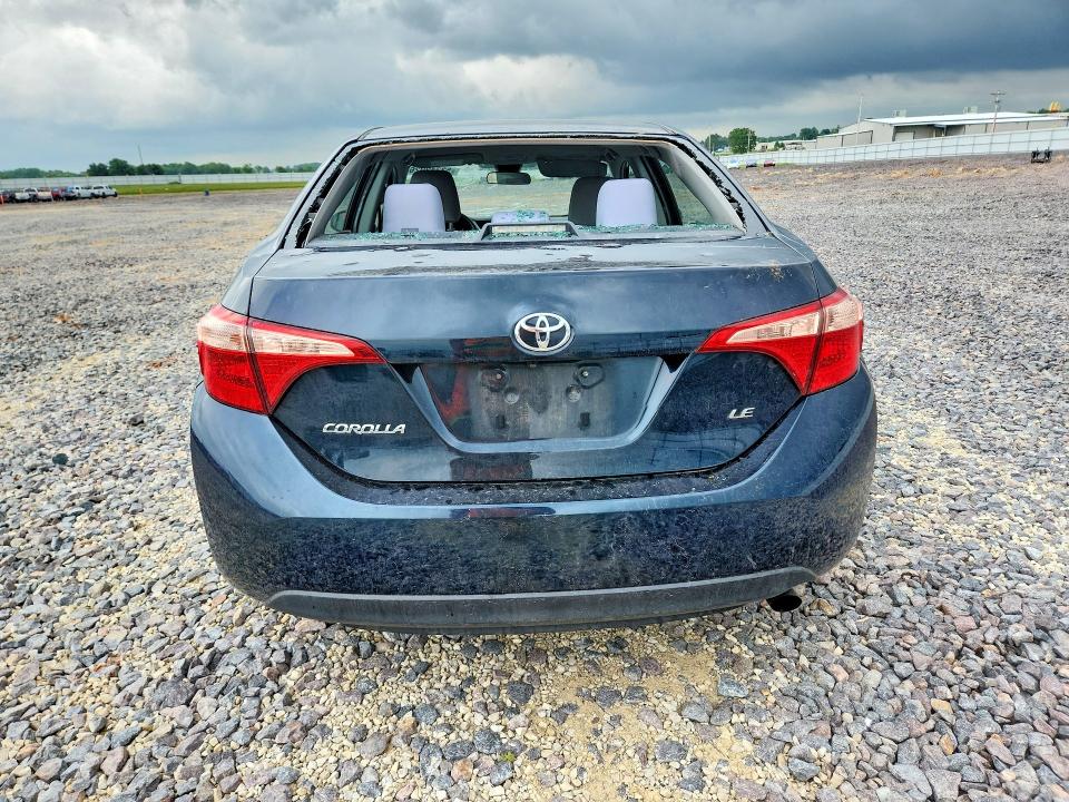 Продажа на аукционе авто 2018 Toyota Corolla, vin: 2T1BURHE0JC099055, номер лота: 53712926