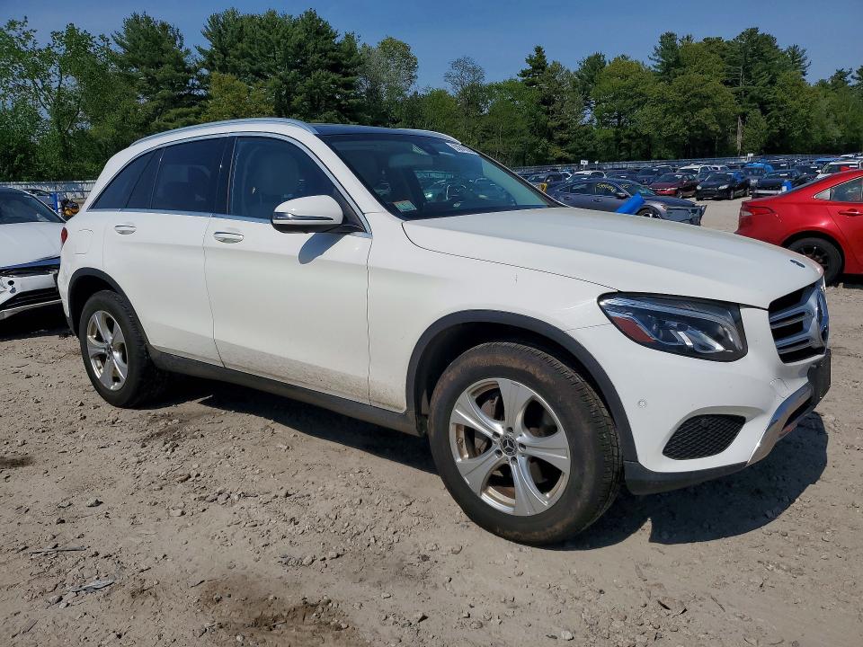 53943286 :رقم المزاد ، WDC0G4KBXJV040327 vin ، 2018 Mercedes-benz Glc مزاد بيع