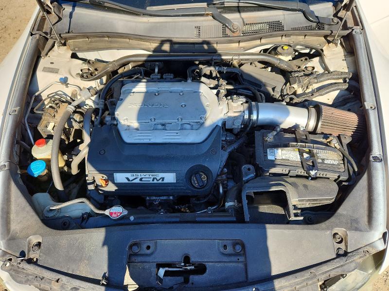 53054986 :رقم المزاد ، 1HGCS2B8XBA008787 vin ، 2011 Honda Accord مزاد بيع