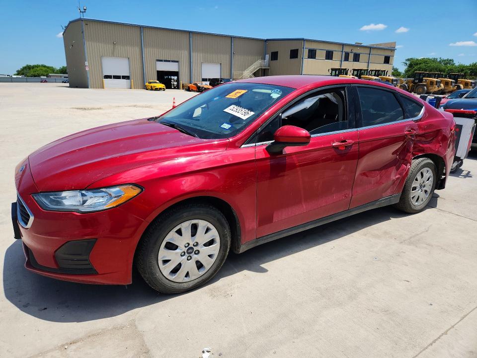 Продажа на аукционе авто 2020 Ford Fusion, vin: 3FA6P0G76LR187649, номер лота: 52935196