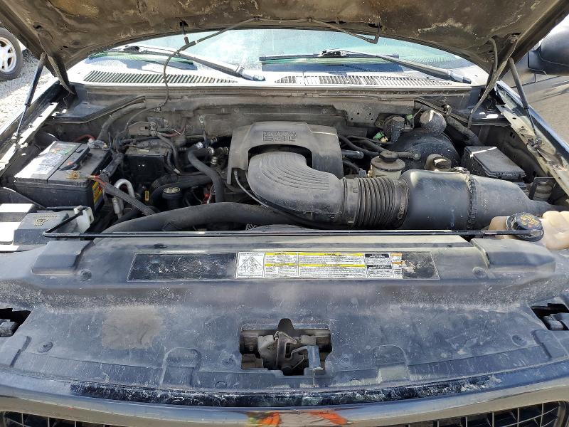 53492116 :رقم المزاد ، 1FMPU16L81LB61623 vin ، 2001 Ford Expedition مزاد بيع