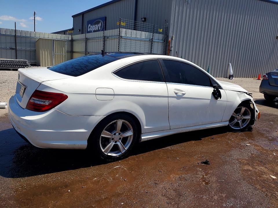 53645756 :رقم المزاد ، WDDGJ4HB4EG193637 vin ، 2014 Mercedes-benz C مزاد بيع