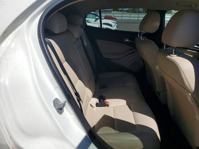 Продажа на аукционе авто 2015 Mercedes-benz Gla, vin: WDCTG4GB3FJ084237, номер лота: 52842476