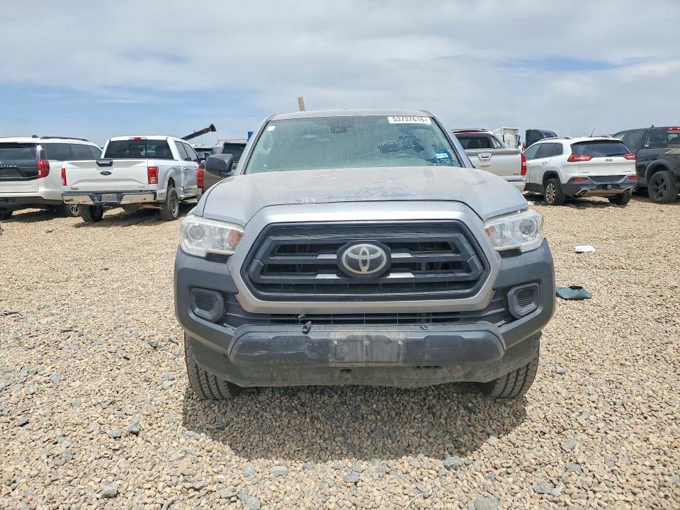 53737616 :رقم المزاد ، 3TYRX5GN5MT027106 vin ، 2021 Toyota Tacoma مزاد بيع