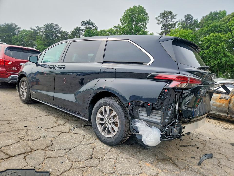 52809496 :رقم المزاد ، 5TDKRKEC9MS004676 vin ، 2021 Toyota Sienna مزاد بيع