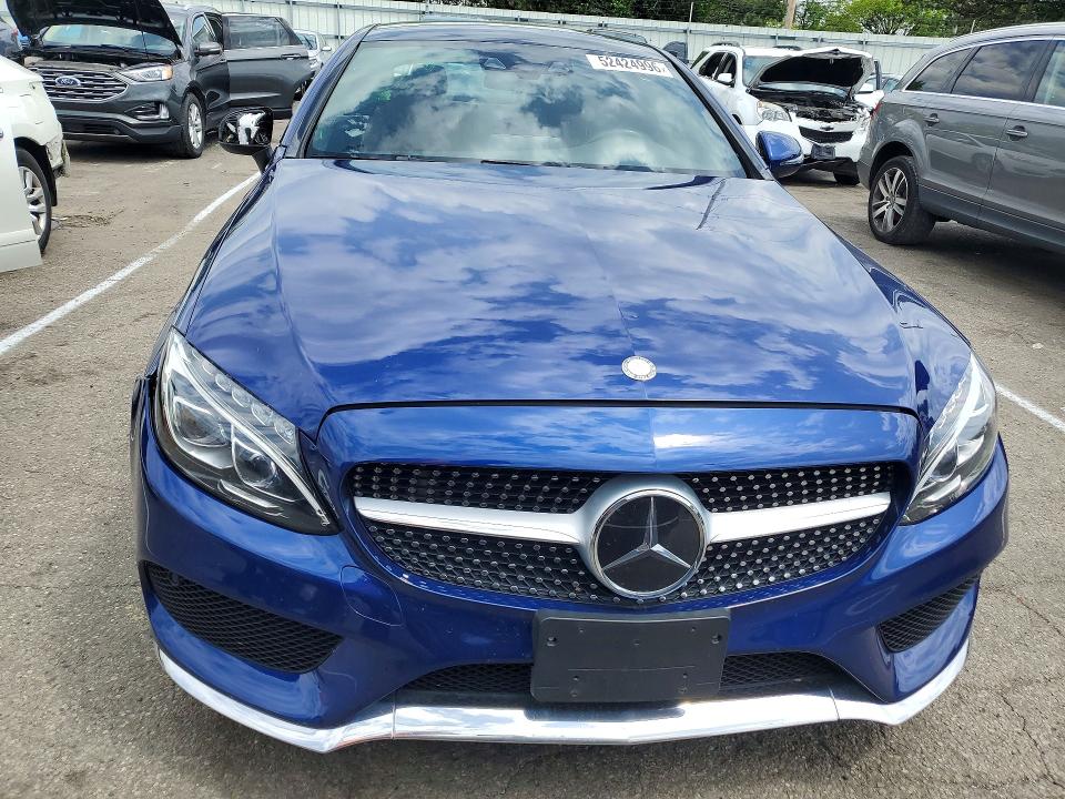 52424996 :رقم المزاد ، WDDWJ4KB5HF417481 vin ، 2017 Mercedes-benz C مزاد بيع