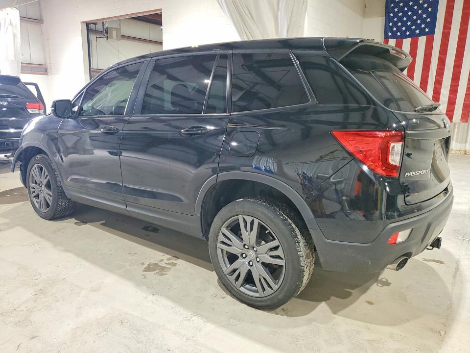 51960656 :رقم المزاد ، 5FNYF8H53MB022632 vin ، 2021 Honda Passport مزاد بيع