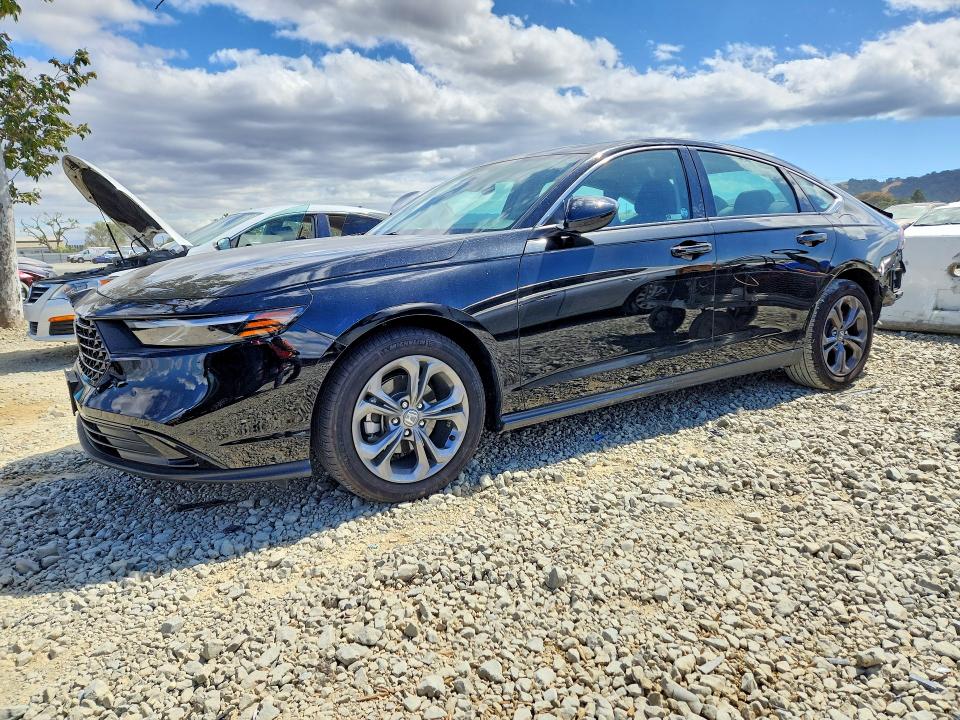 54892866 :رقم المزاد ، 1HGCY1F37RA063280 vin ، 2024 Honda Accord مزاد بيع