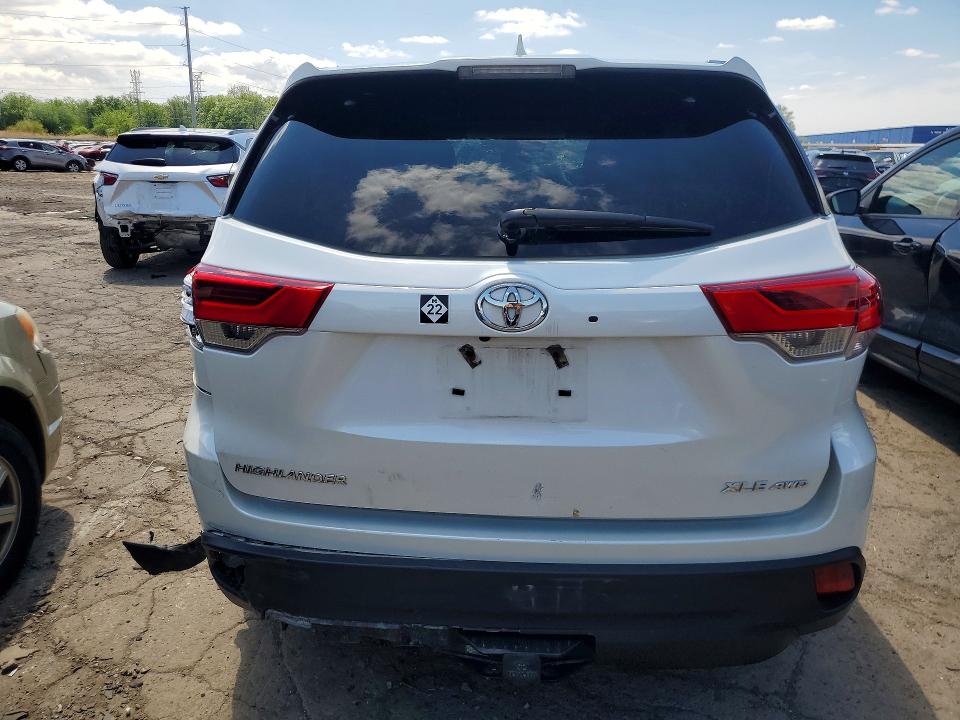 54627636 :رقم المزاد ، 5TDJZRFH8KS915514 vin ، 2019 Toyota Highlander مزاد بيع