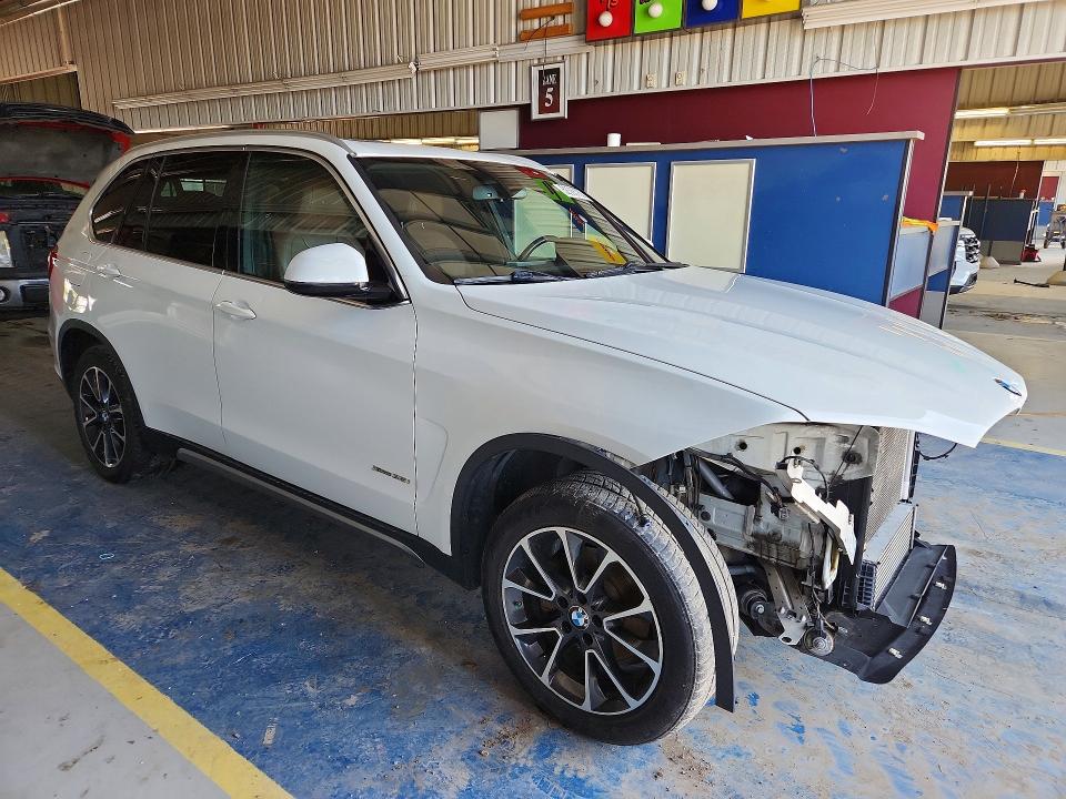 Продажа на аукционе авто 2017 Bmw X5, vin: 5UXKR0C3XH0V73616, номер лота: 52385756