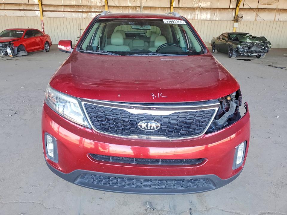 55601286 :رقم المزاد ، 5XYKT3A6XFG646802 vin ، 2015 Kia Sorento مزاد بيع