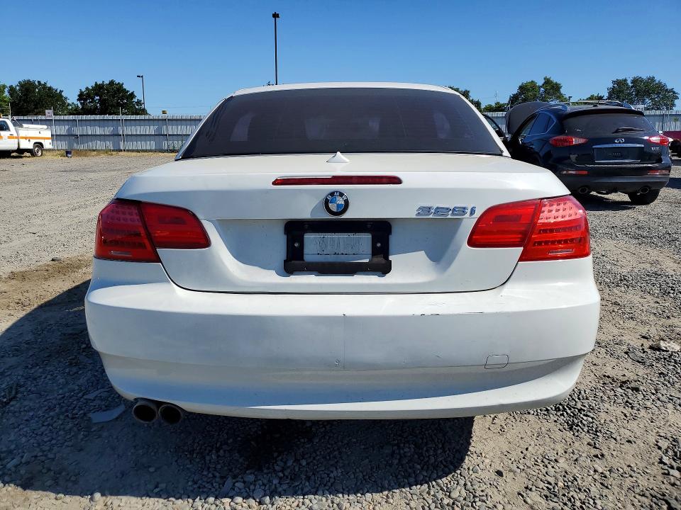 54306306 :رقم المزاد ، WBADW7C51BE443678 vin ، 2011 Bmw 328 مزاد بيع