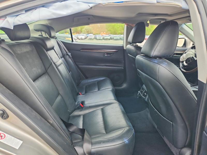 Продажа на аукционе авто 2015 Lexus Es, vin: JTHBK1GG6F2180401, номер лота: 52939196