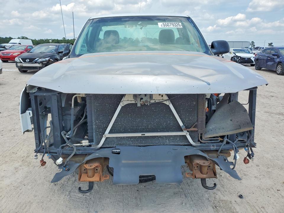 55079326 :رقم المزاد ، 1GCEC14V24Z207032 vin ، 2004 Chevrolet Silverado مزاد بيع