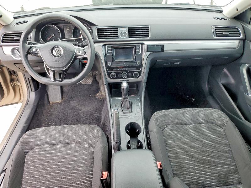 53971406 :رقم المزاد ، 1VWAT7A30GC022731 vin ، 2016 Volkswagen Passat مزاد بيع
