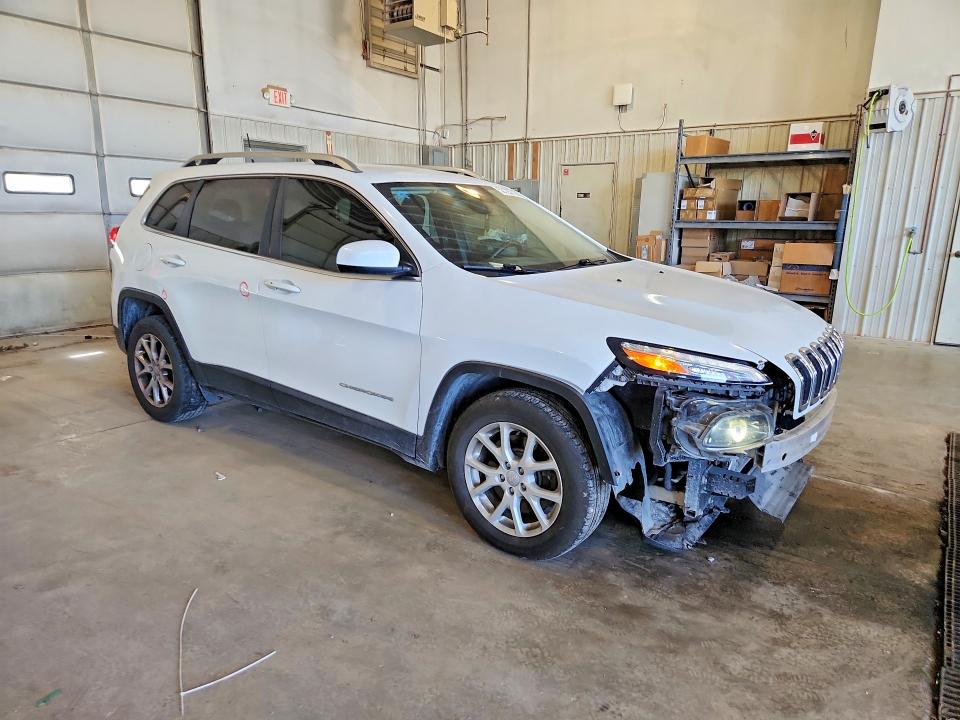 2017 Jeep Cherokee მანქანა იყიდება აუქციონზე, vin: 1C4PJLCB3HW541000, აუქციონის ნომერი: 53126716