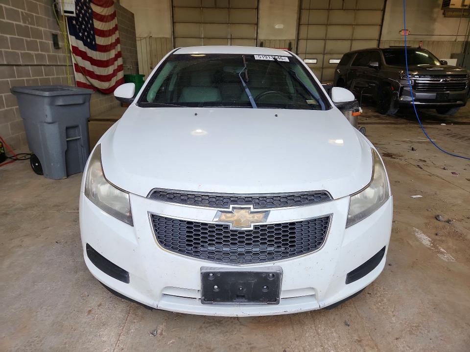 51913546 :رقم المزاد ، 1G1PC5SB5E7358901 vin ، 2014 Chevrolet Cruze مزاد بيع