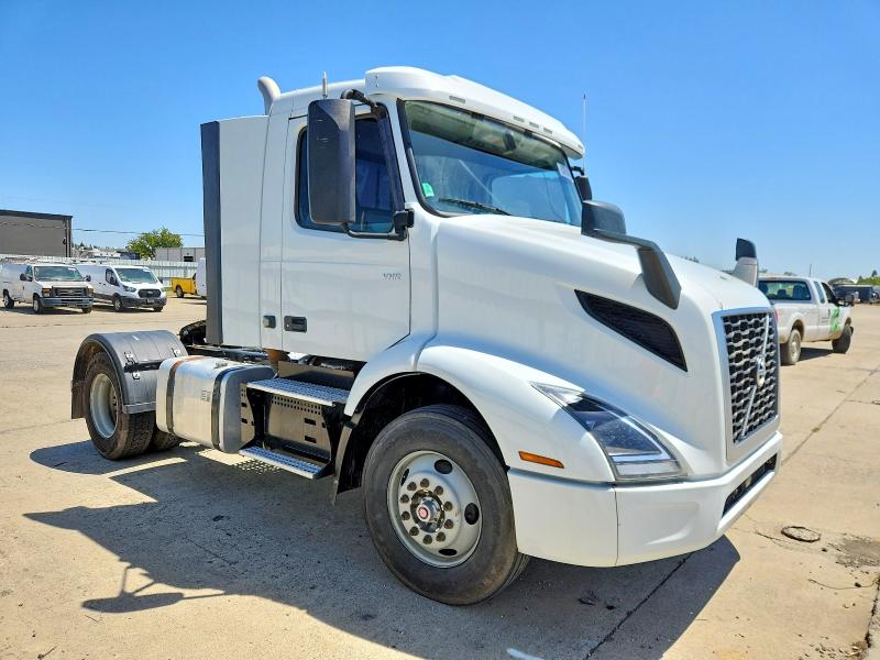 Продаж на аукціоні авто 2020 Volvo Vnr, vin: 4V4W39EH6LN262282, номер лоту: 53750276