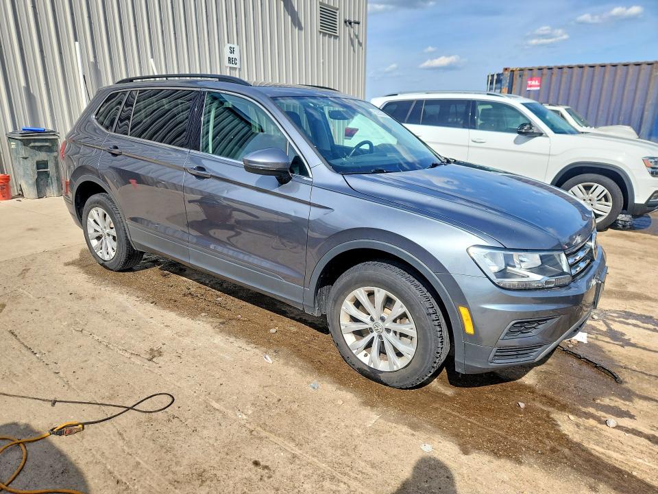 52352356 :رقم المزاد ، 3VV2B7AX3KM186531 vin ، 2019 Volkswagen Tiguan مزاد بيع