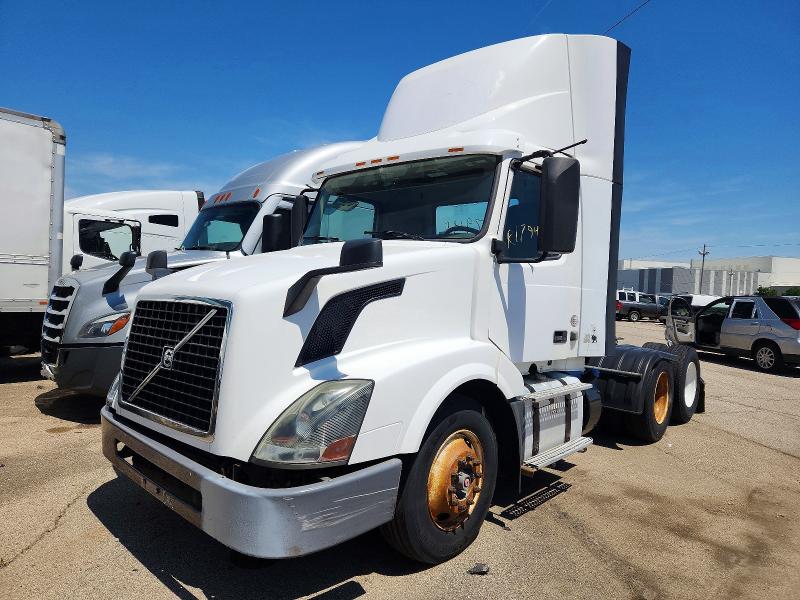 Продаж на аукціоні авто 2016 Volvo Vn, vin: 4V4NC9TH8GN965709, номер лоту: 50599726