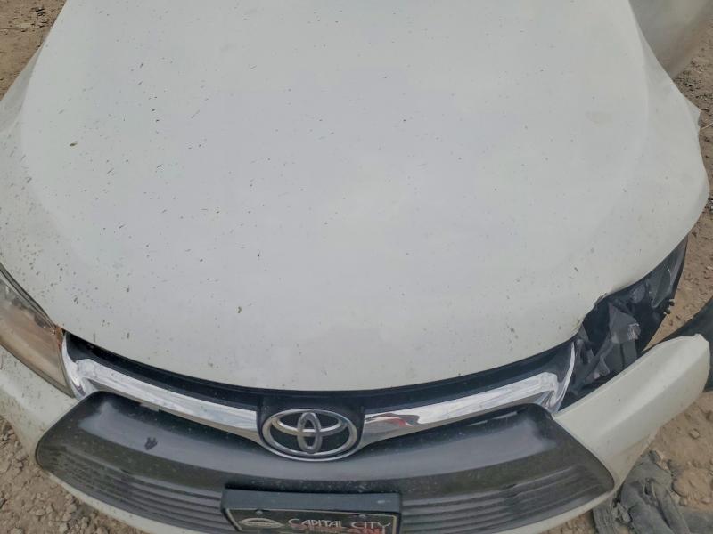 53523986 :رقم المزاد ، 4T1BF1FK3HU666968 vin ، 2017 Toyota Camry مزاد بيع