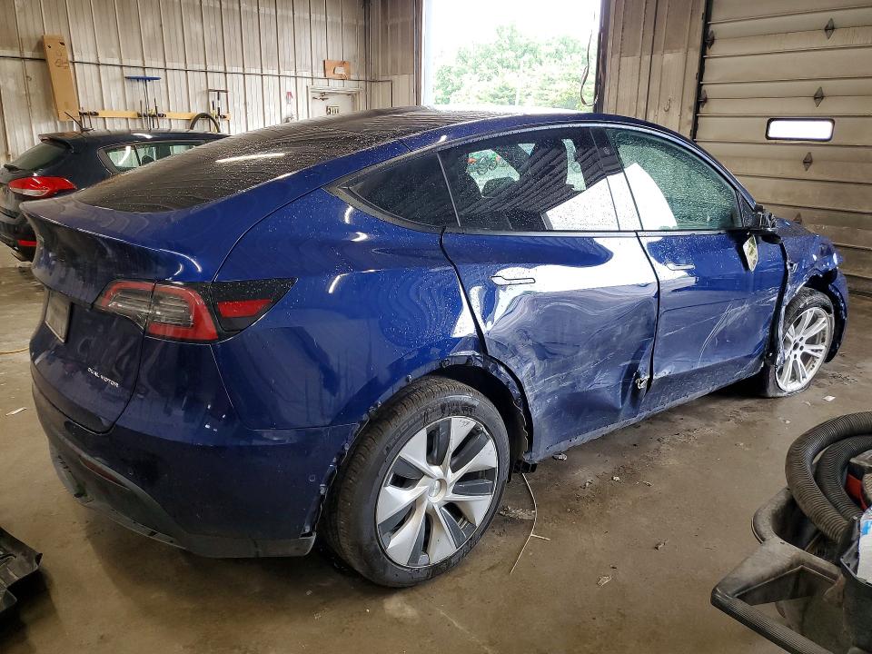 2021 Tesla Model Y მანქანა იყიდება აუქციონზე, vin: 5YJYGAEE7MF251596, აუქციონის ნომერი: 54705986