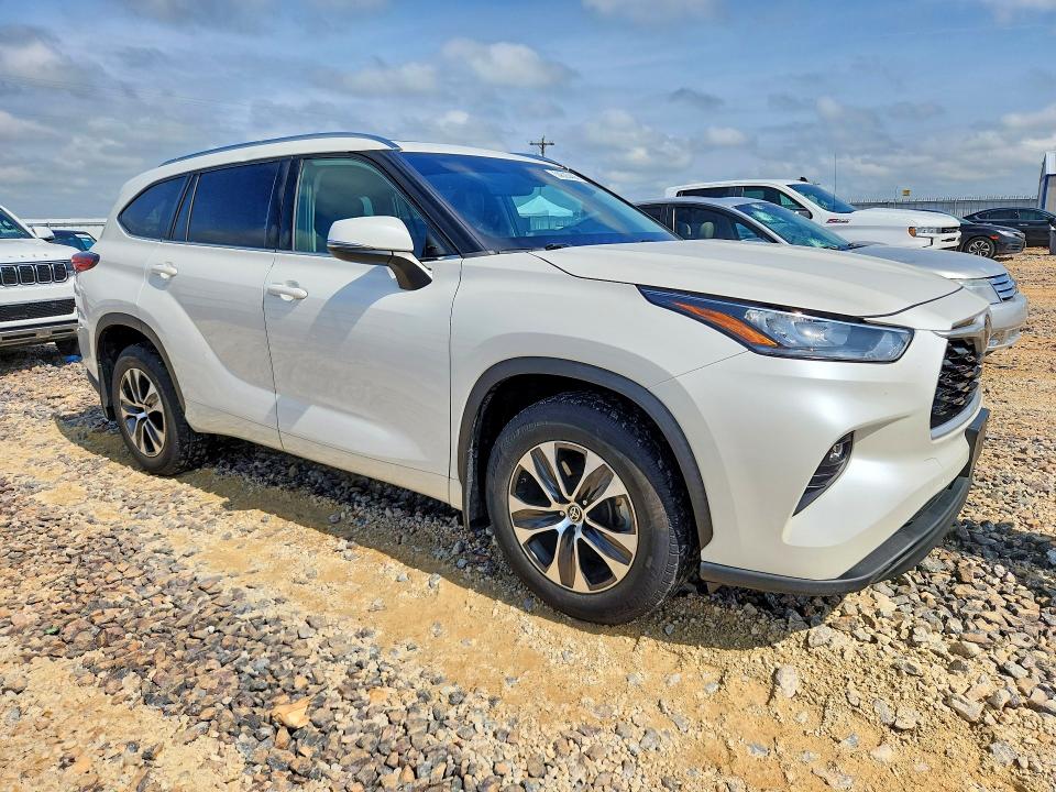54323406 :رقم المزاد ، 5TDGZRBH0LS518056 vin ، 2020 Toyota Highlander مزاد بيع