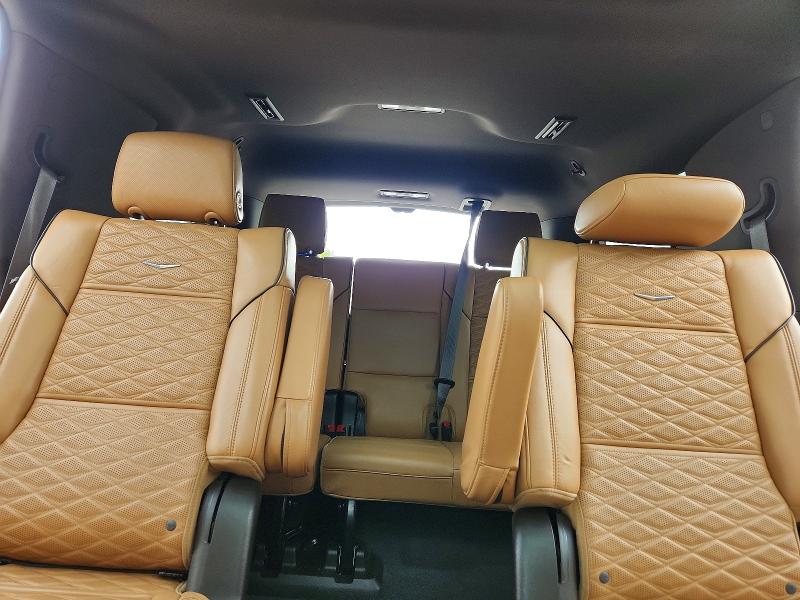 53536746 :رقم المزاد ، 1GYS4BKL8NR328800 vin ، 2022 Cadillac Escalade مزاد بيع