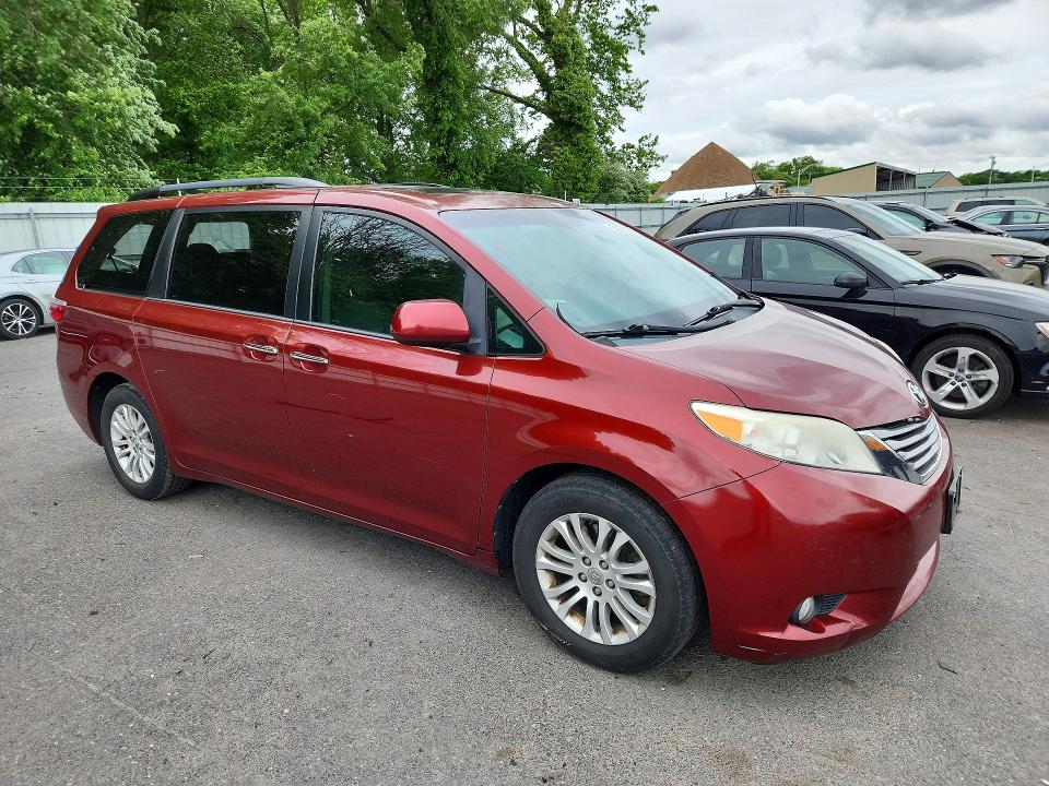 Aukcja sprzedaży 2016 Toyota Sienna, vin: 5TDYK3DC4GS717530, numer aukcji: 54675746