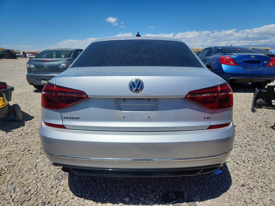 54580996 :رقم المزاد ، 1VWAA7A34JC001555 vin ، 2018 Volkswagen Passat مزاد بيع